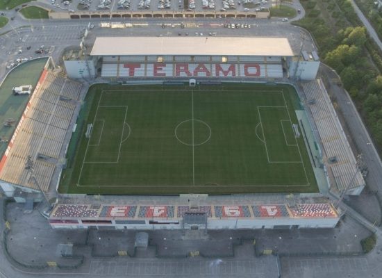 Stadion Bonolis, Teramo